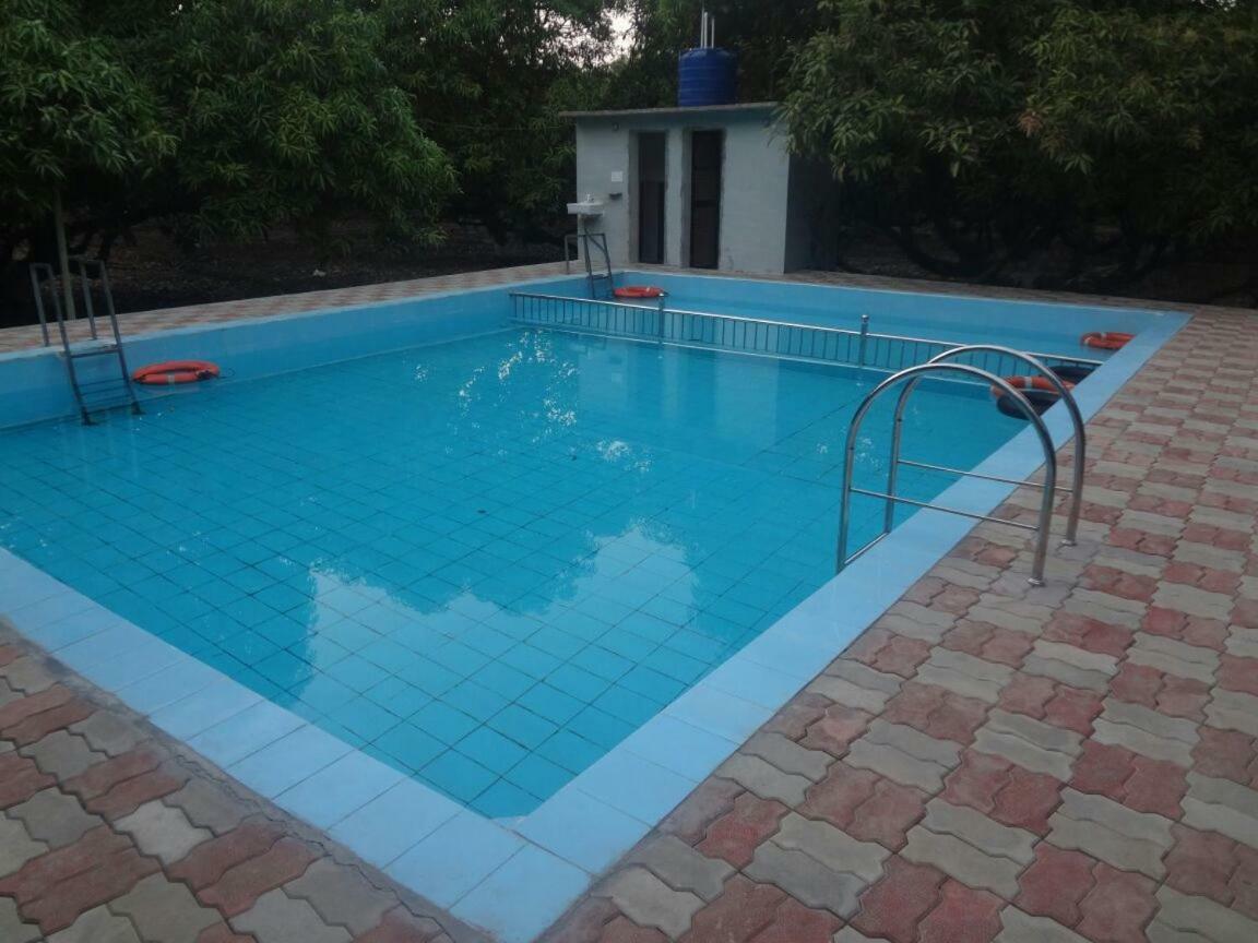 Hôtel Shiv Farm House à Sasan Gir Extérieur photo